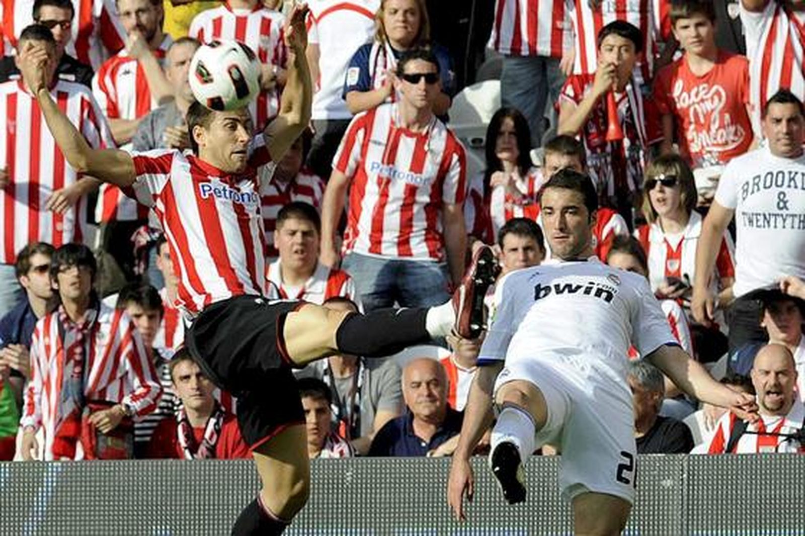 El plan B de Mourinho funciona en San Mamés

Foto: efe