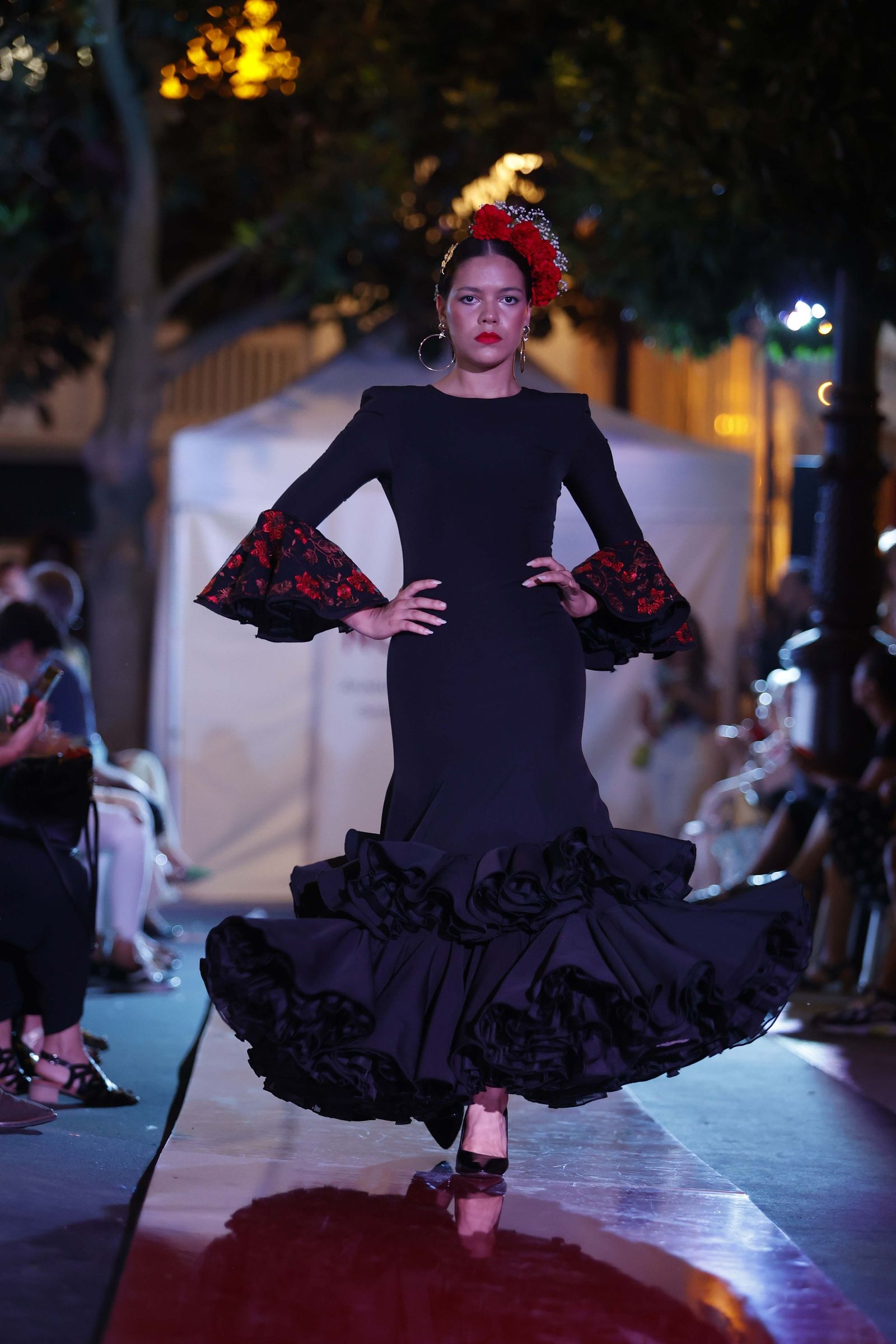 Las imágenes del Desfile de Jóvenes Diseñadores en la Plaza de la Magdalena