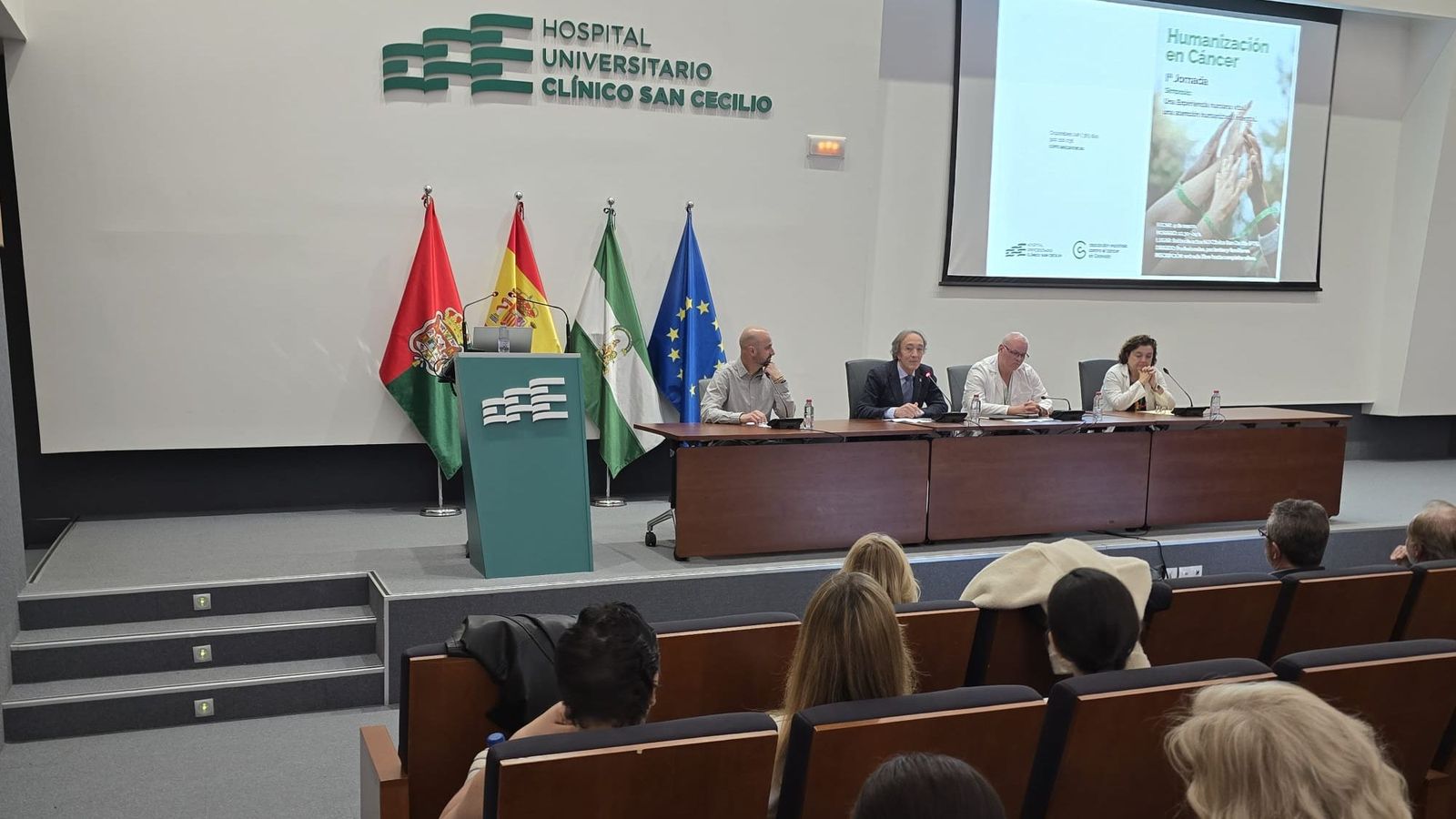 Mesa inaugural del acto