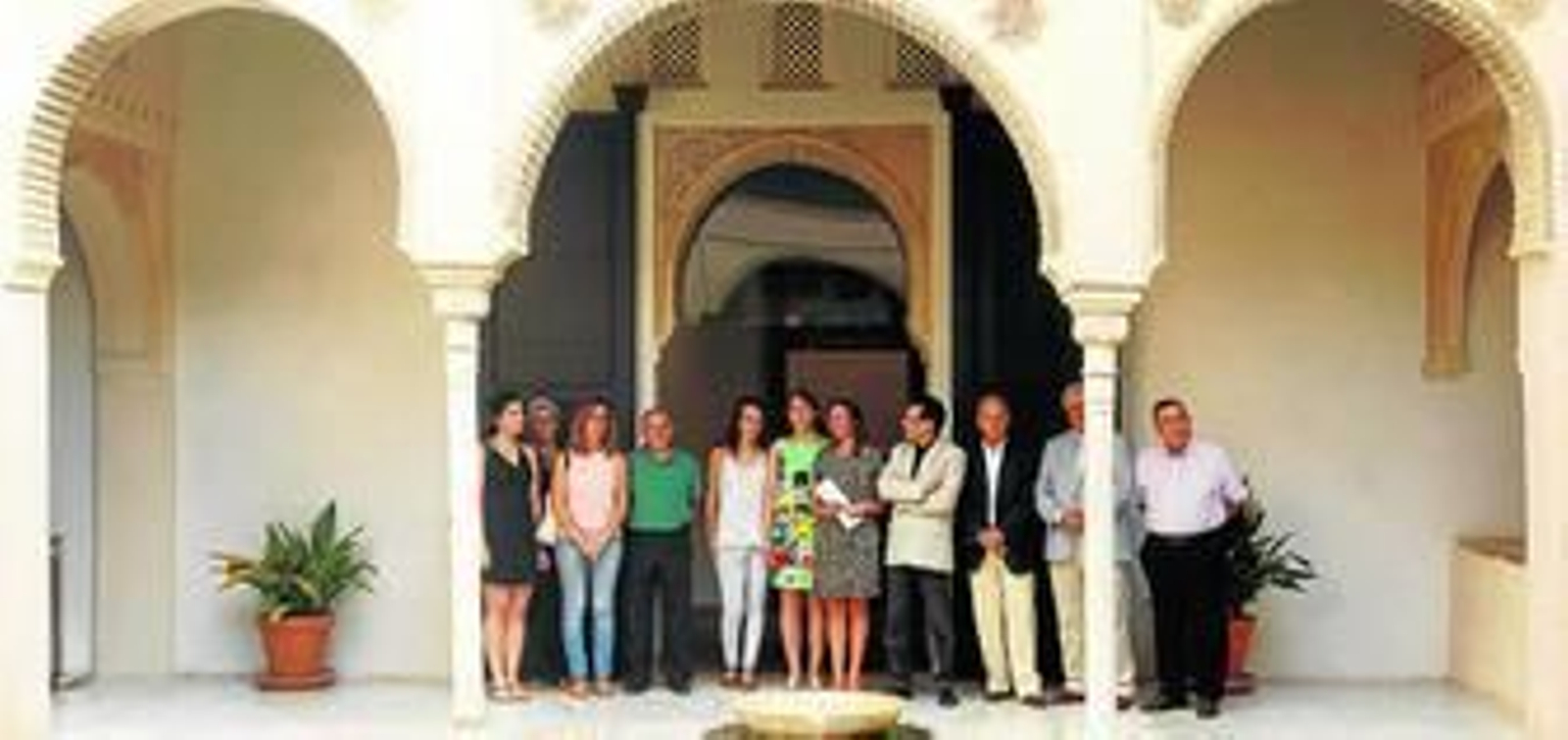 La Casa de Zafra acogió ayer la presentación del extenso programa con la concejal de Turismo, Rocío Díaz, y el director del Patronato, Reynaldo Fernández. La Casa de Zafra acogió ayer la presentación del extenso programa con la concejal de Turismo, Rocío Díaz, y el director del Patronato, Reynaldo Fernández.