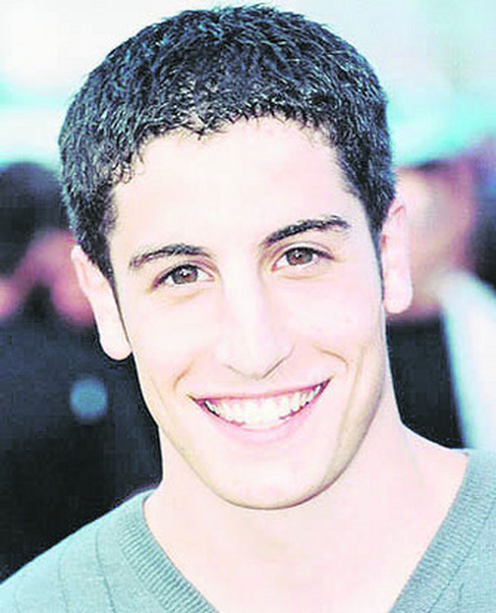 El actor de 'American Pie' es atacado por un mono