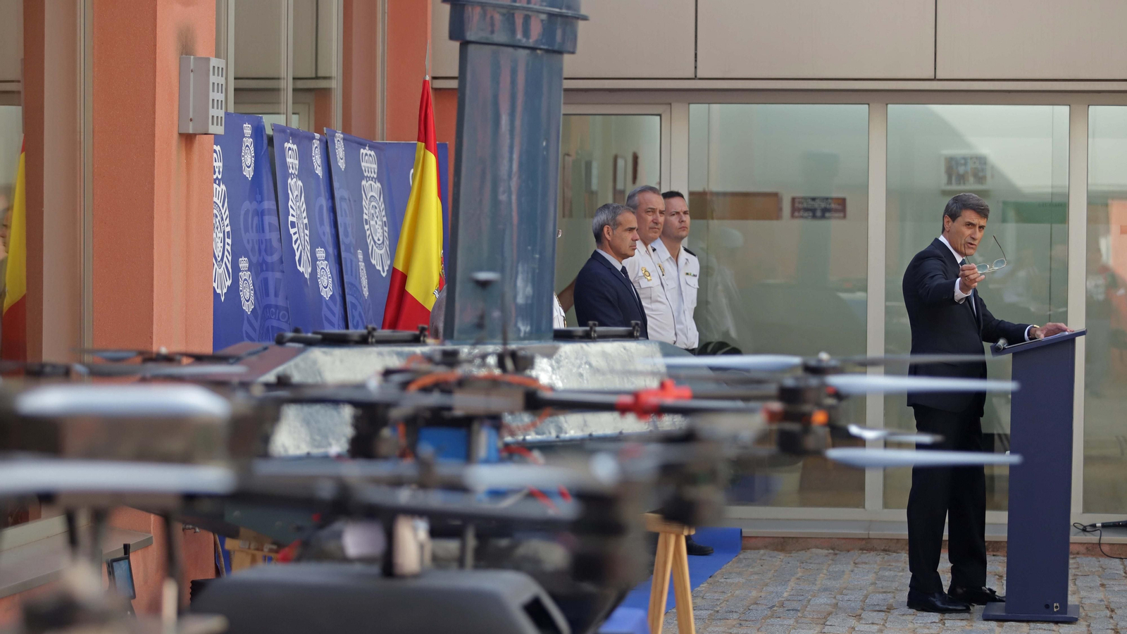 Fotos de los 'narcodrones' incautados por la Policía Nacional en Algeciras Fotos de los 'narcodrones' incautados por la Policía Nacional en Algeciras