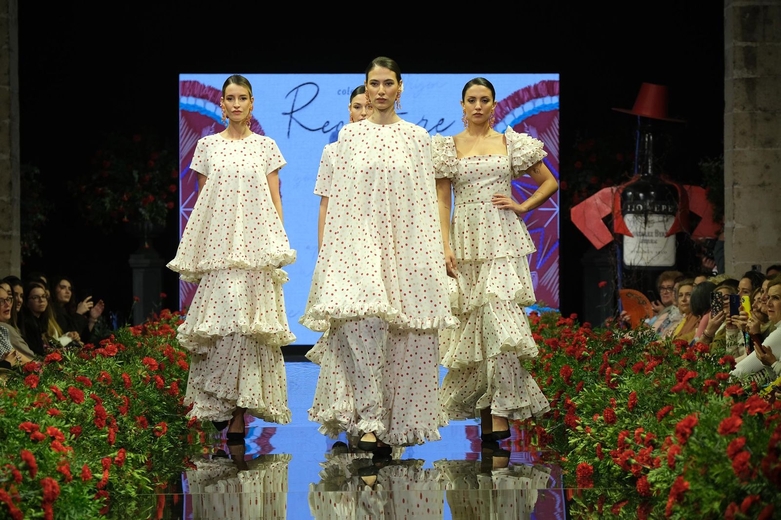 Los trajes de flamenca más bonitos de la Pasarela Flamenca Jerez 2023, todas las fotos