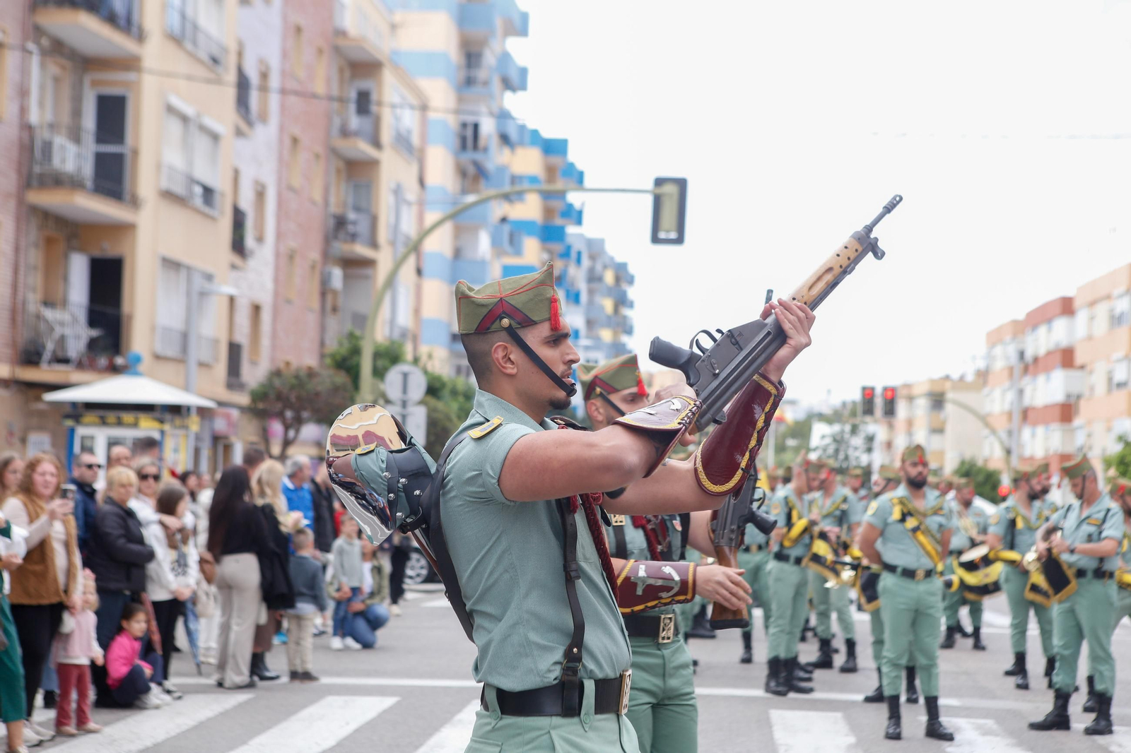 Fotos del Lunes Santo en Algeciras: La legión