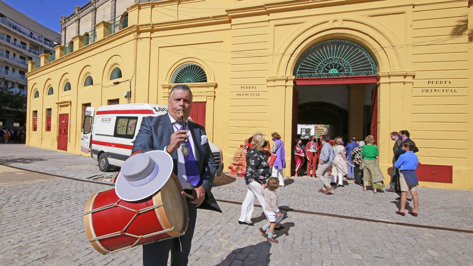 Imágenes de la Misa de Pentecostés en la Plaza de Toros de Jerez