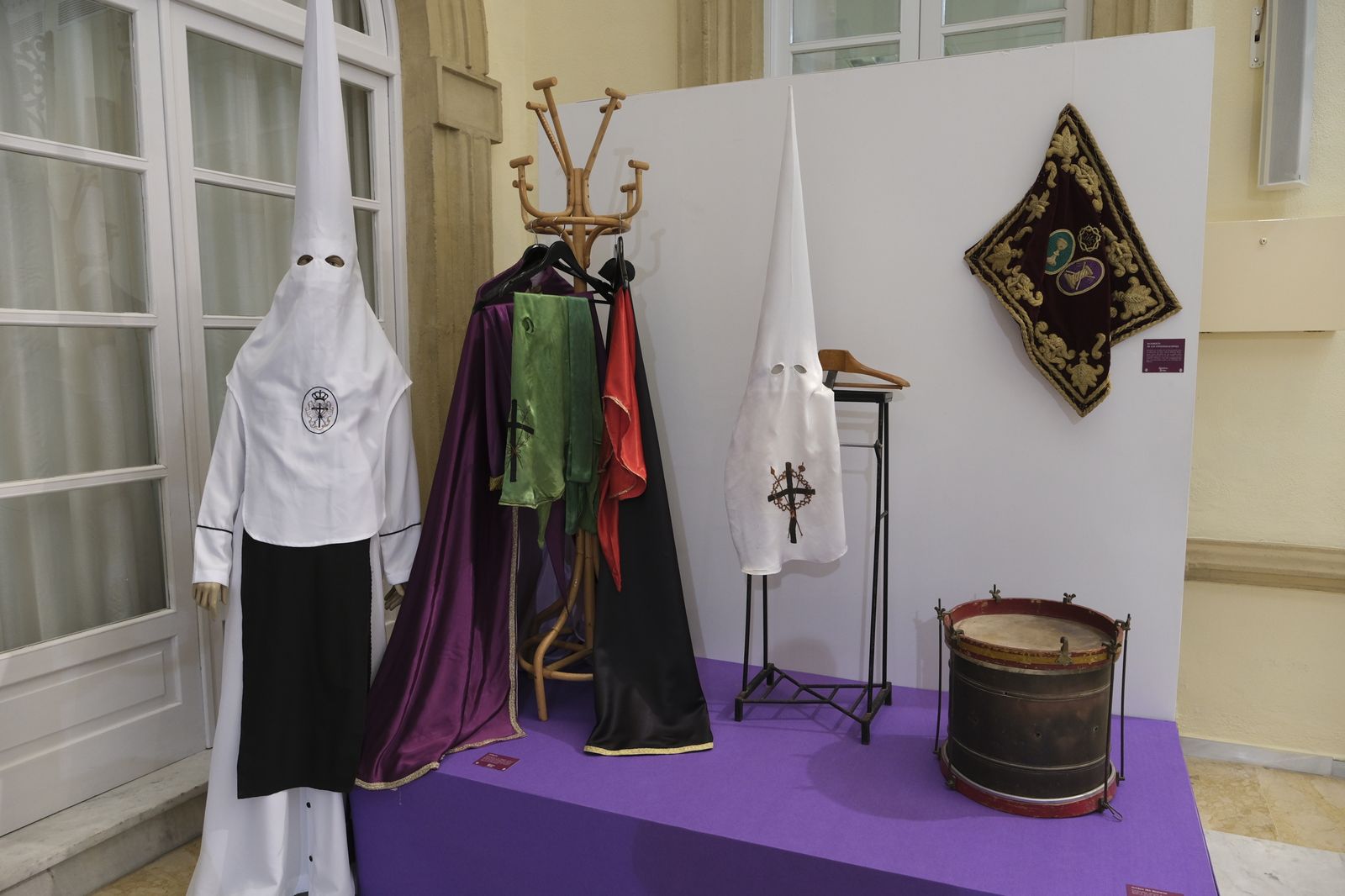 Imágenes exposición Cofradía del Silencio. Diputación de Almería