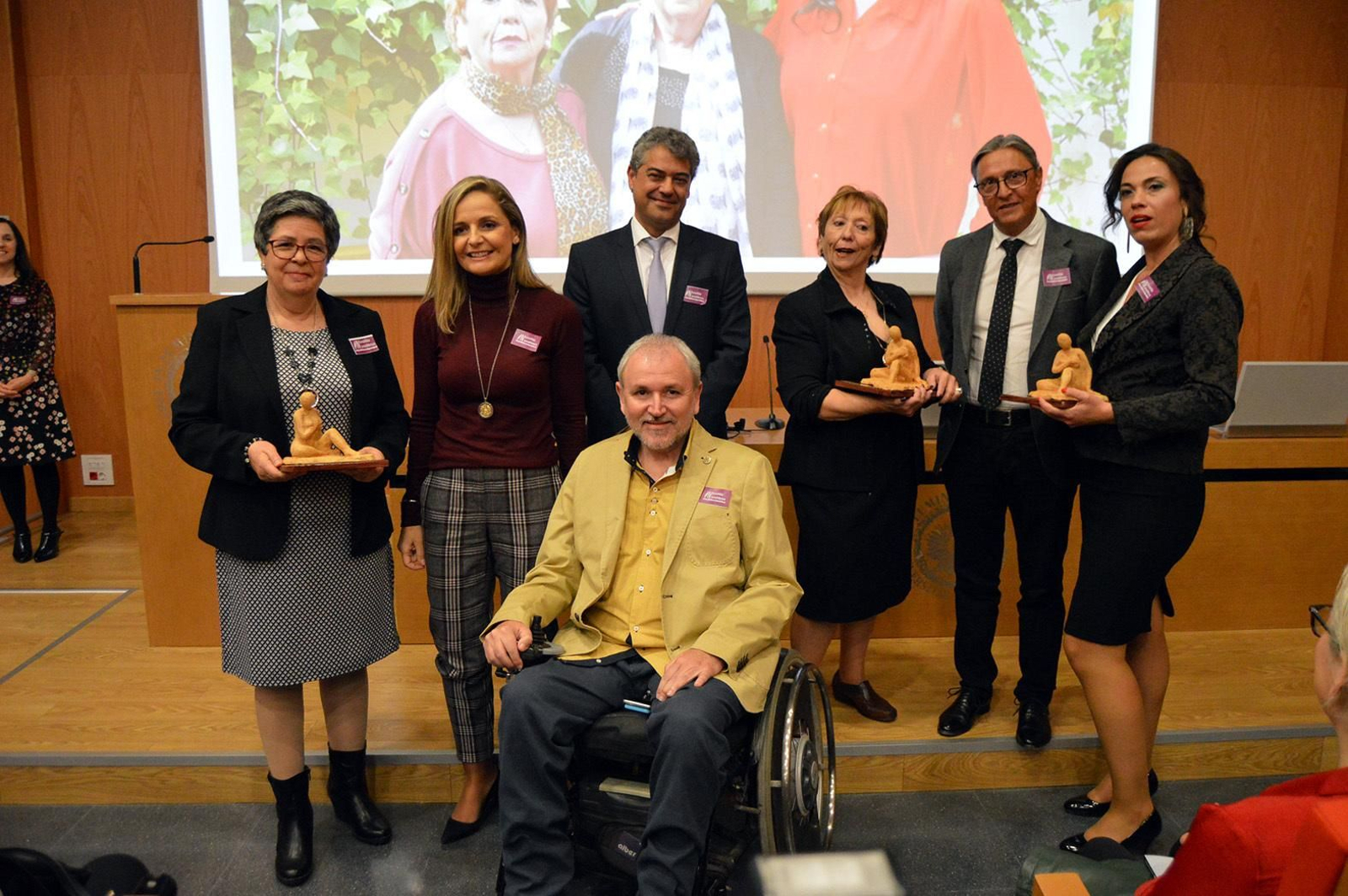 Trabajadoras de Verdiblanca galardonadas por sus años de compromiso.