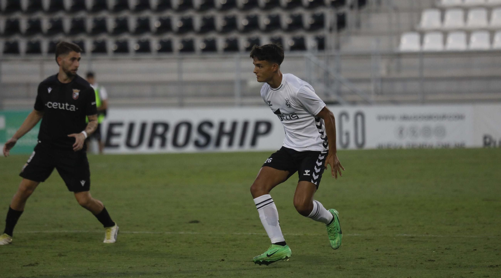 Las fotos del Balona-AD Ceuta de pretemporada en el Ciudad de La Línea (0-1)