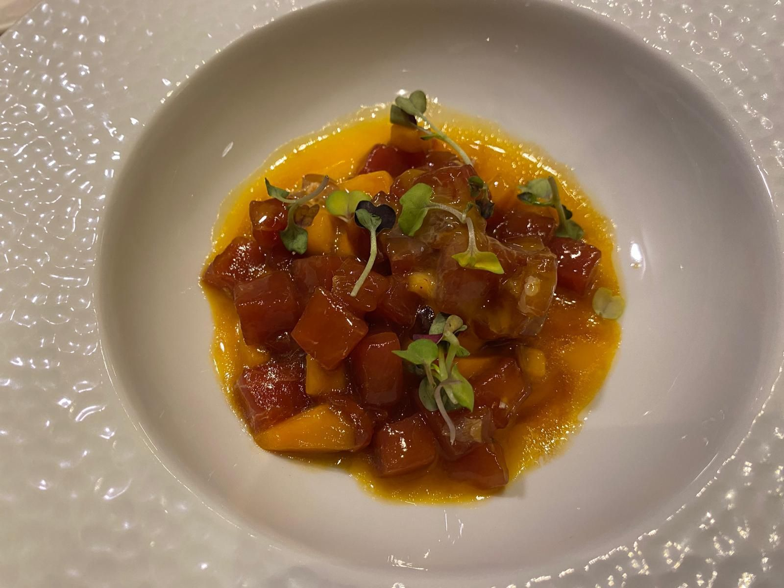 Tartar de descargamento con mango de Almuñécar