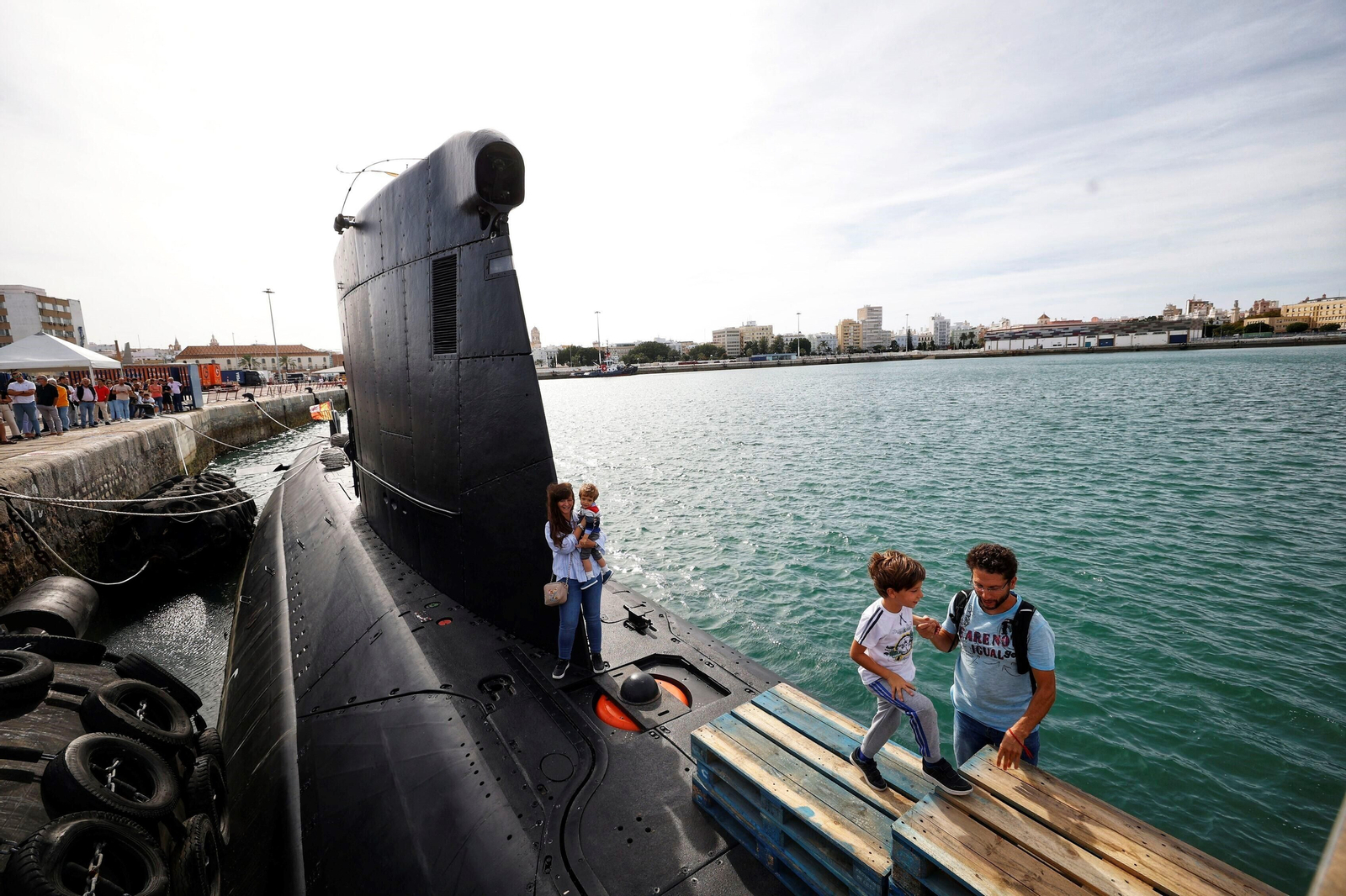 Dentro del submarino 'Galerna' en Cádiz