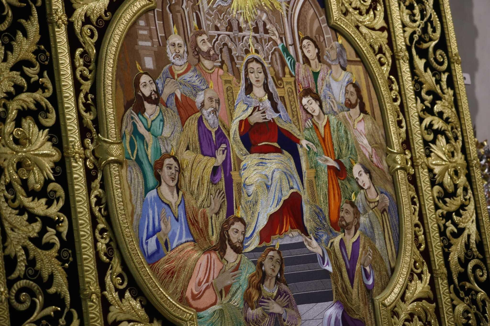 El techo de palio de la Virgen del Dulce Nombre de Córdoba, en imágenes