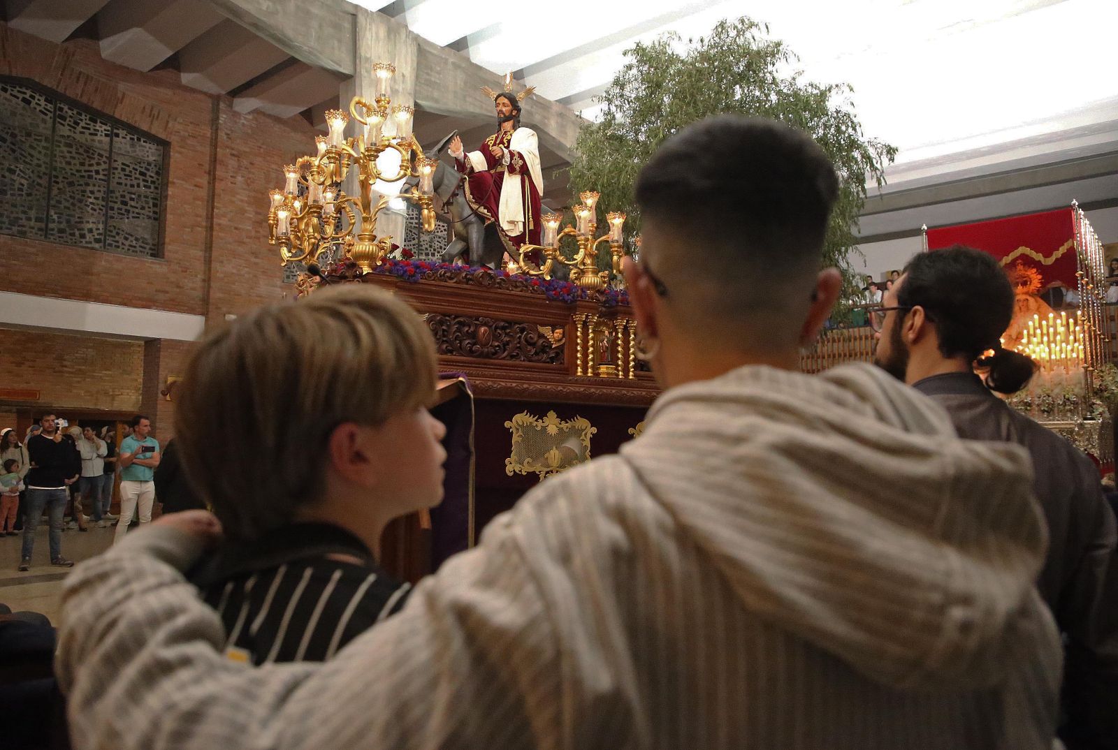 Fotos de la primera levantá de La Borriquita en Algeciras 2023