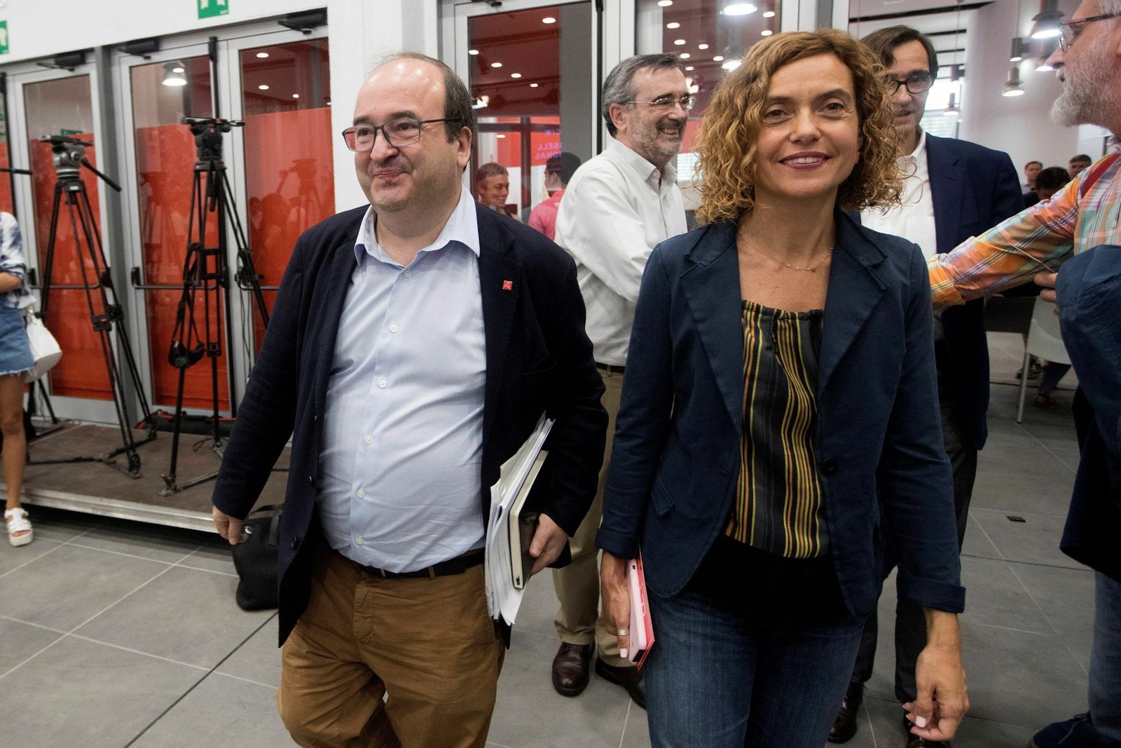 La presidenta del Congreso, Meritxell Batet, y Miquel Iceta, ayer en el Consejo Nacional del PSOE celebrado en Barcelona.
