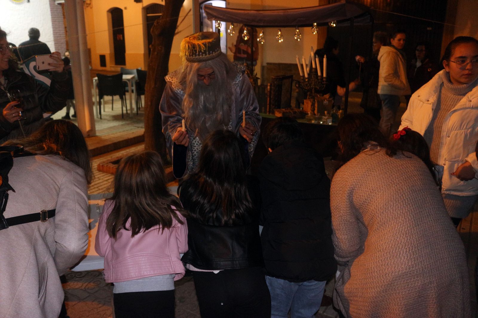 Las imágenes de la Escuela Hogwarts en la Plaza de la Iglesia