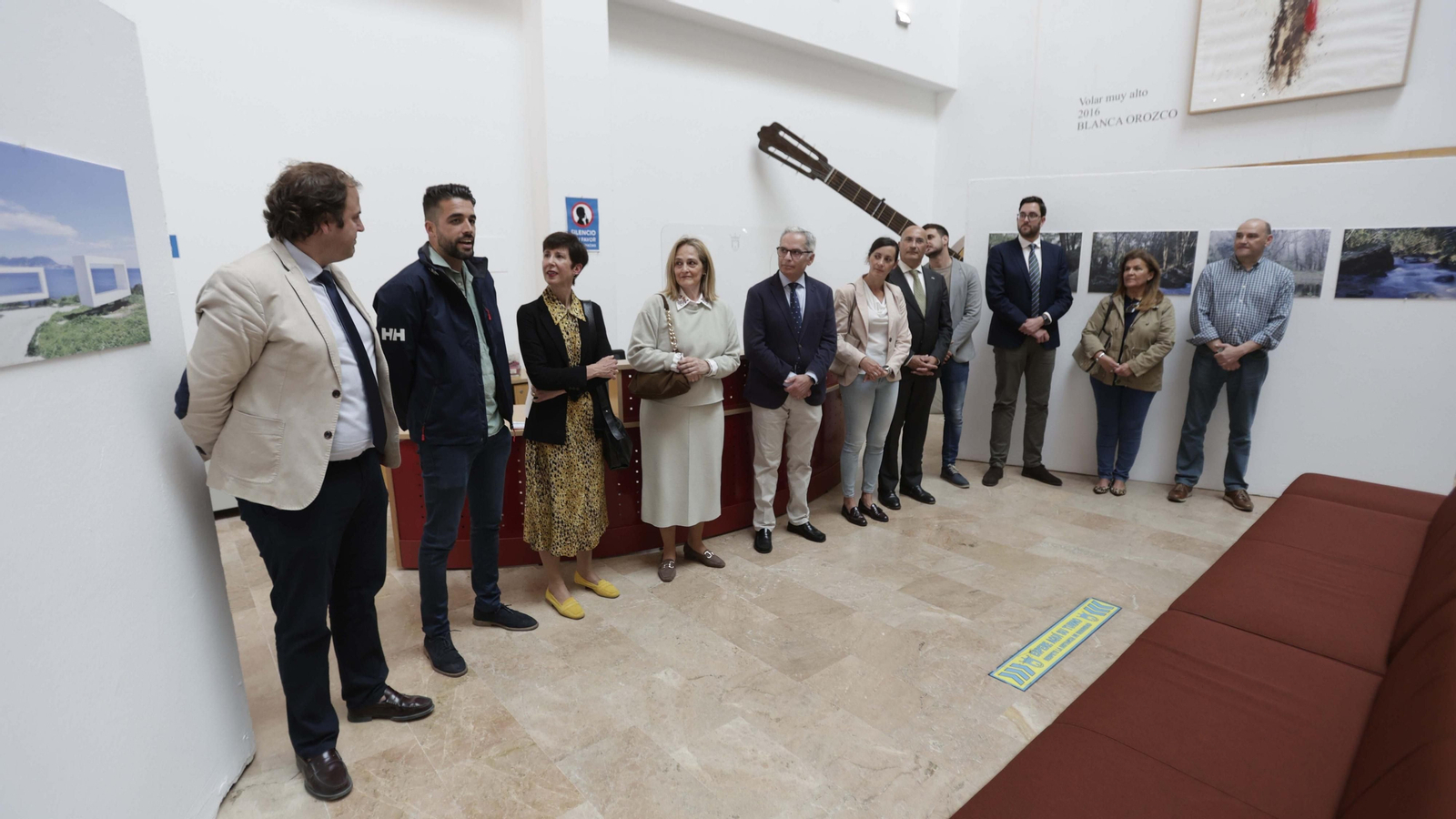 Fotos de la exposición fotográfica y conferencia inaugural de Diverciencia 2024