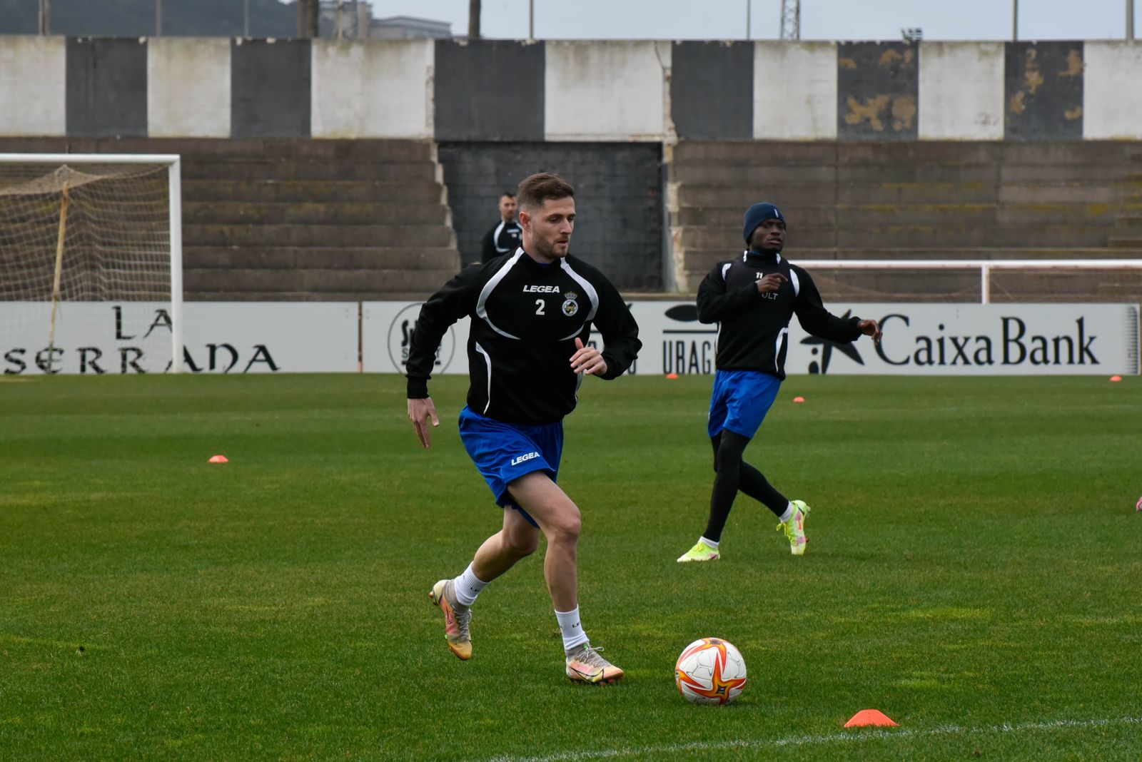Connor Ruane, durante su primer entrenamiento con la Balona, este viernes