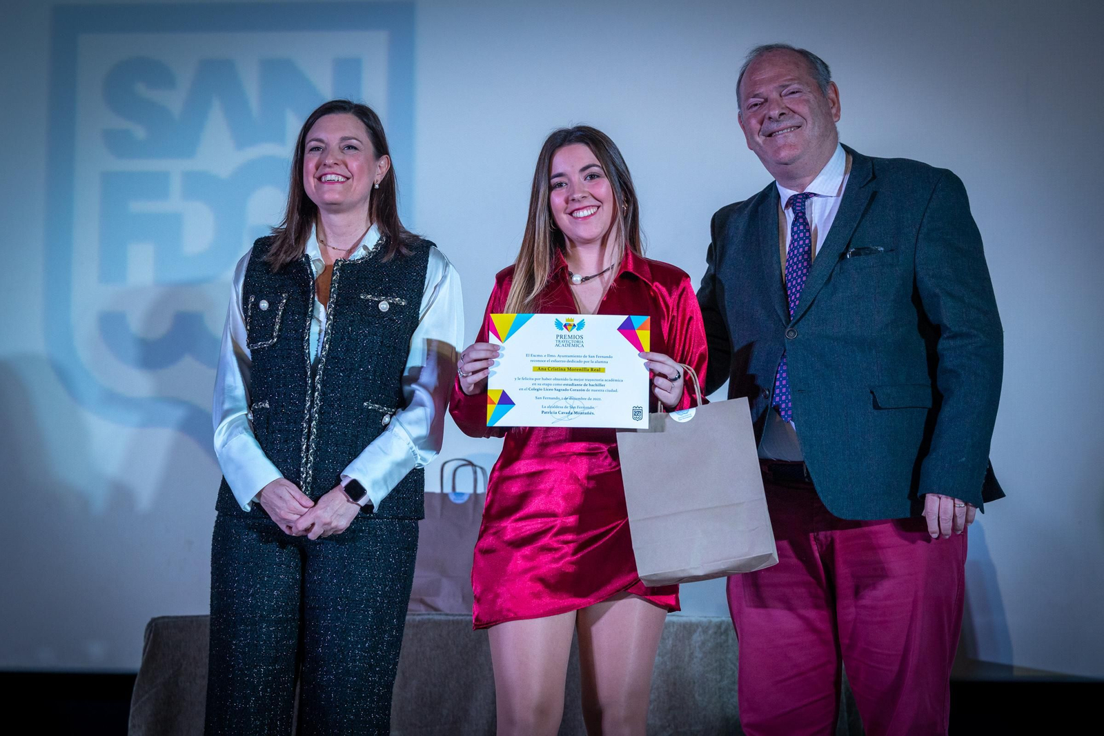 Imágenes de la entrega de premios académicos en San Fernando