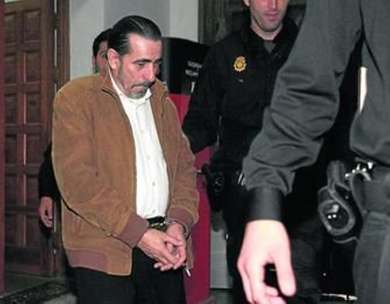 El autor del disparo mortal en la Audiencia, donde se desplegó un fuerte dispositivo de seguridad.