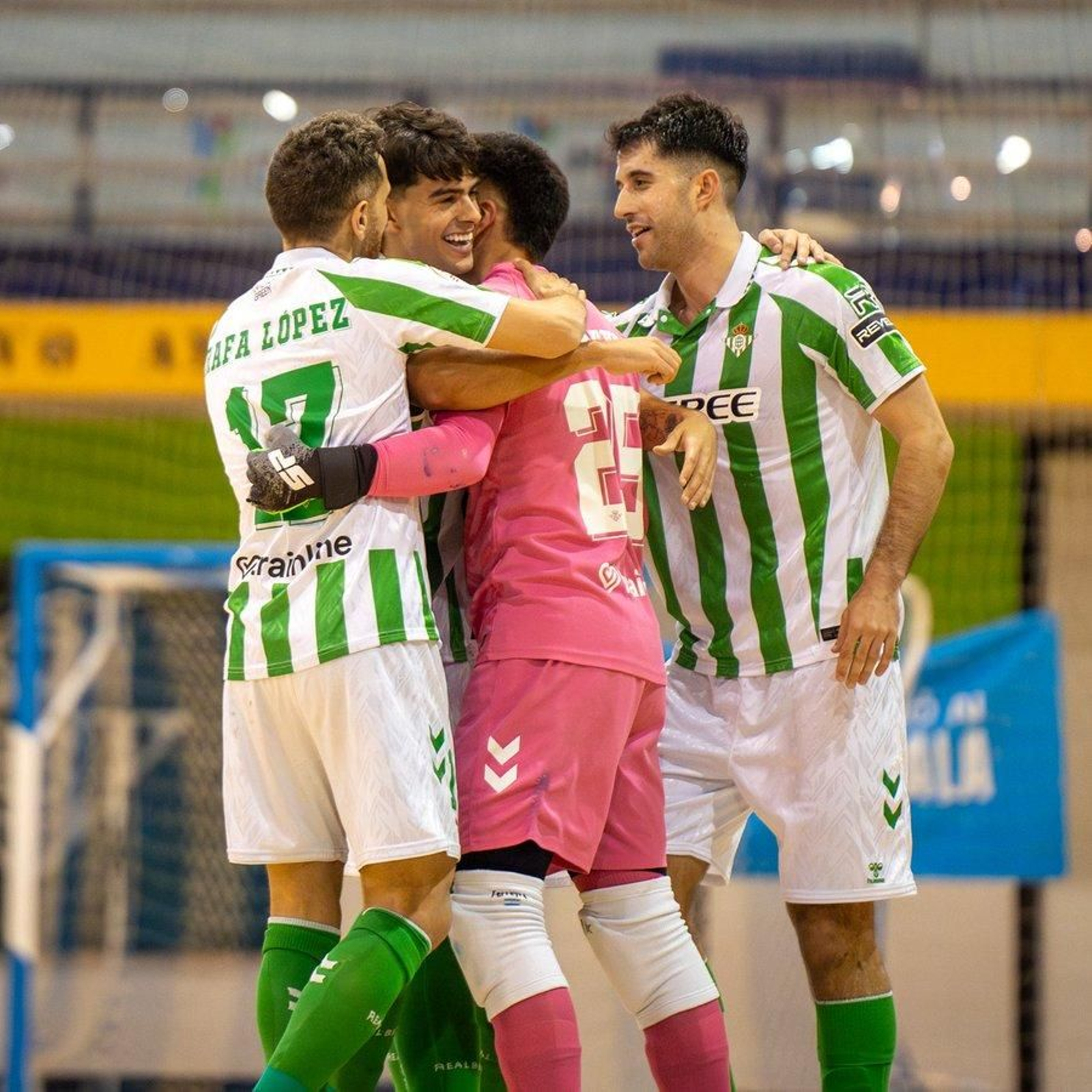 Un homenaje a la corta e intensa trayectoria del Betis Futsal, en imágenes
