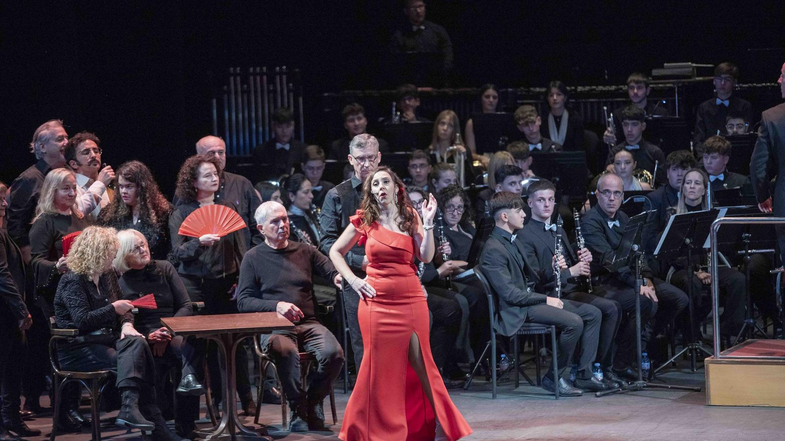 Sara Marcos durante su gran actuación en el concierto.