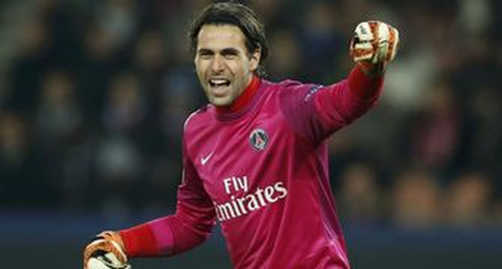 Sirigu, el meta elegido para reforzar la portería