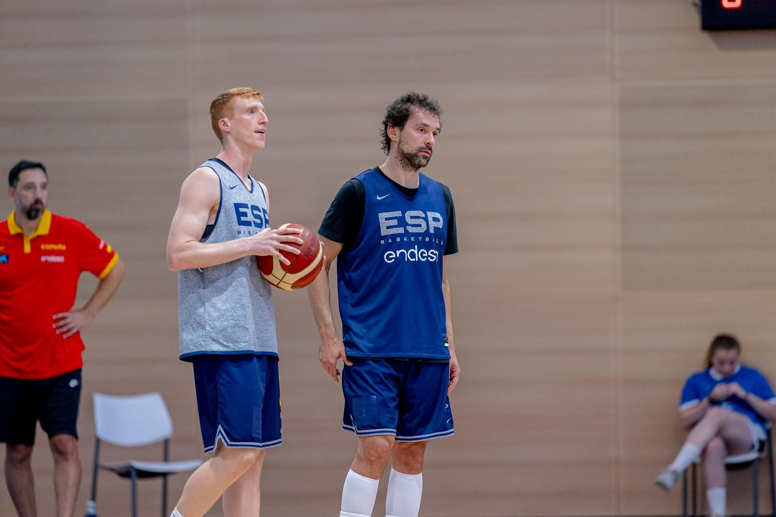 España, con Alberto Díaz, se conjura en Madrid antes de volar a París