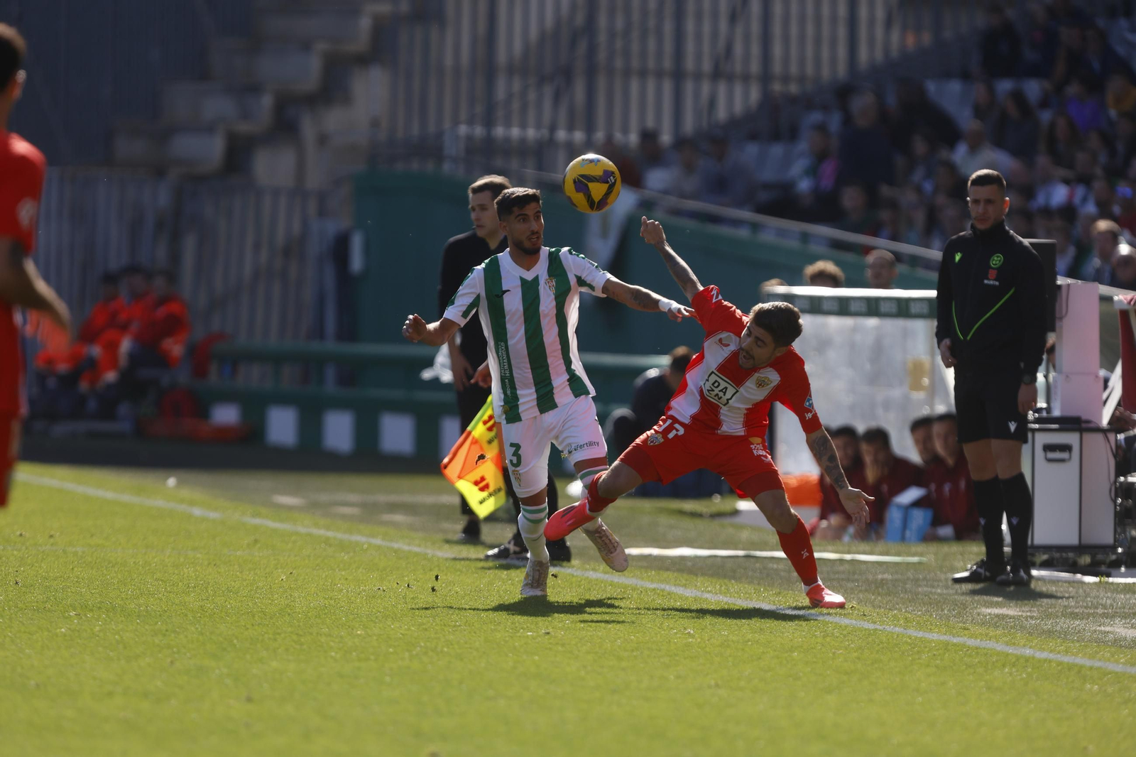 Las mejores fotos del ambiente en el Córdoba CF - Almería en El Arcángel