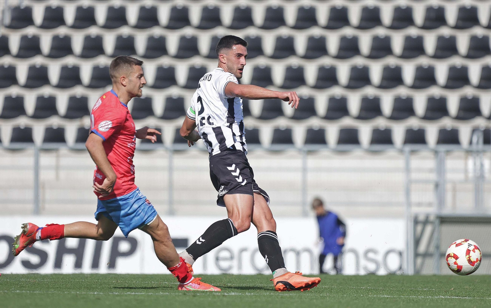 Carlos Cano, durante el Balona-Minera