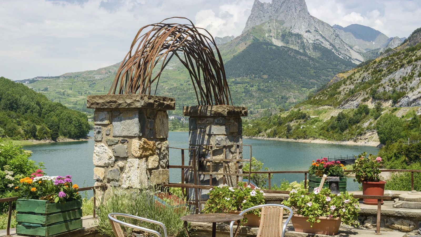 Hotel La Casueña, en Sallen de Gállego, Huesca.