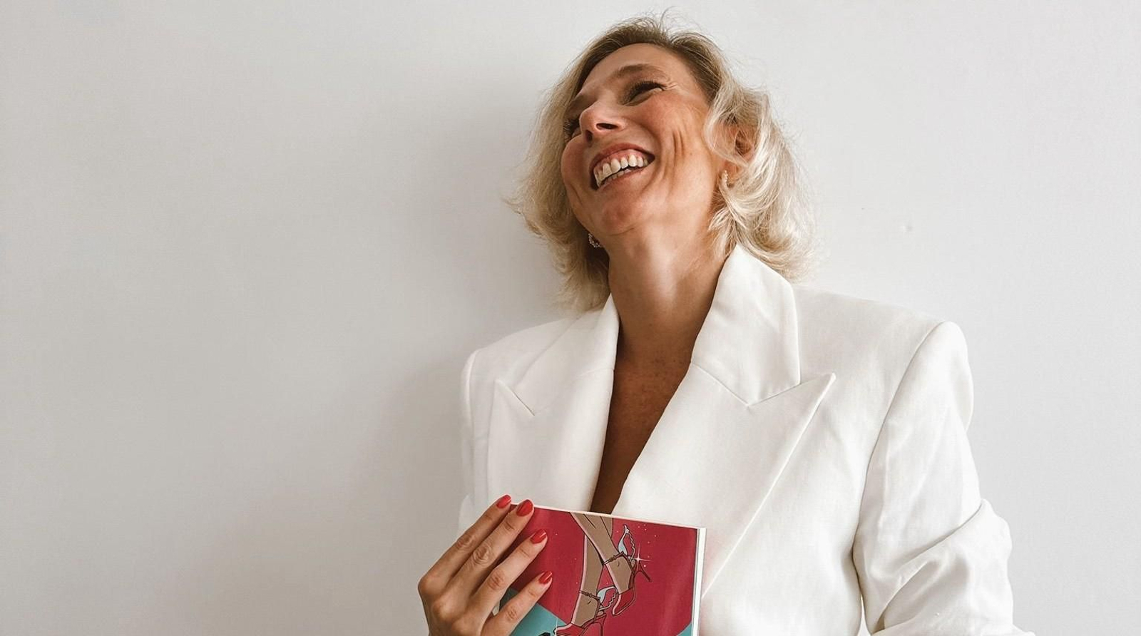 Guadalupe Sánchez es una excepcional periodista que ha escrito una obra que engancha desde su inicio.