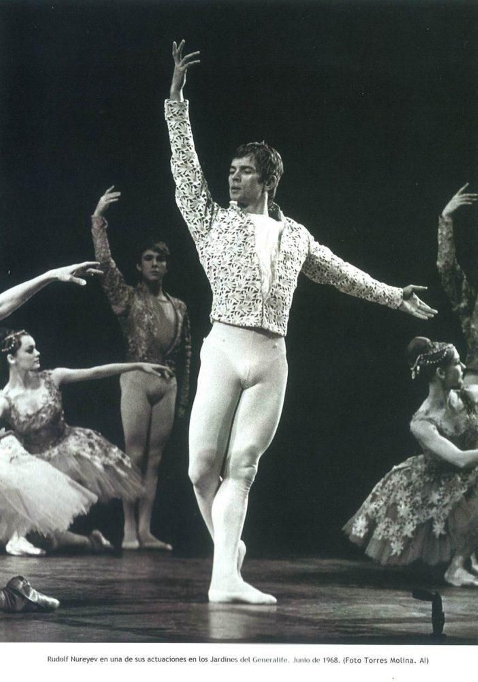 Rudolf Nureyev en una de sus actuaciones en el Generalife en junio de 1968