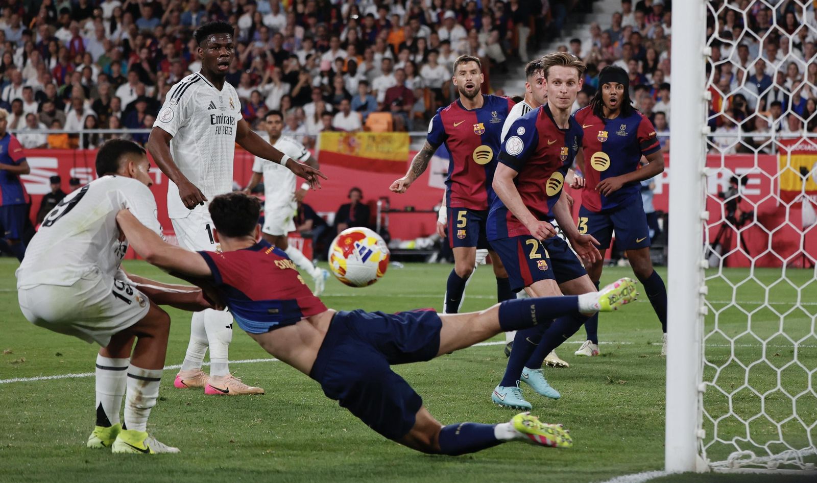 Las imágenes del FC Barcelona - Real Madrid de la Copa del Rey 2025