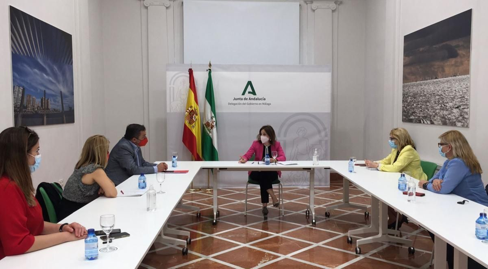 Reunión entre miembros de CCOO y de la Delegación de la Junta en Málaga. Reunión entre miembros de CCOO y de la Delegación de la Junta en Málaga.