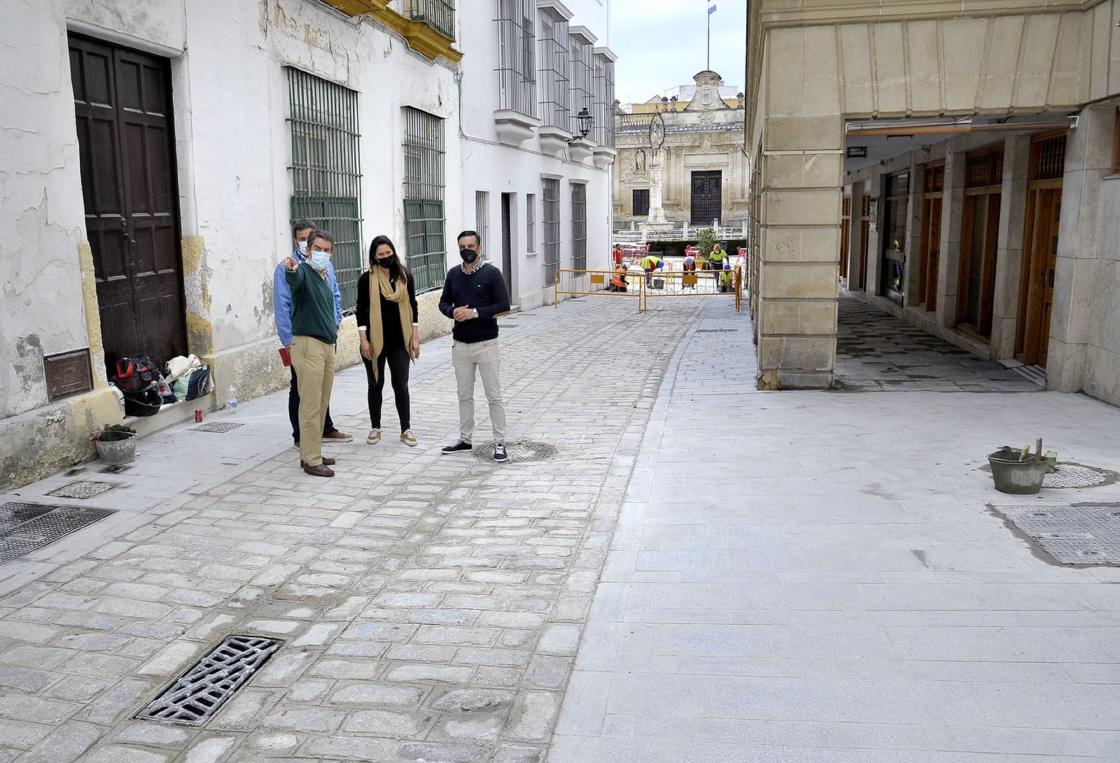 Visita del delegado José Antonio Díaz a las obras, días atrás, con técnicos municipales.