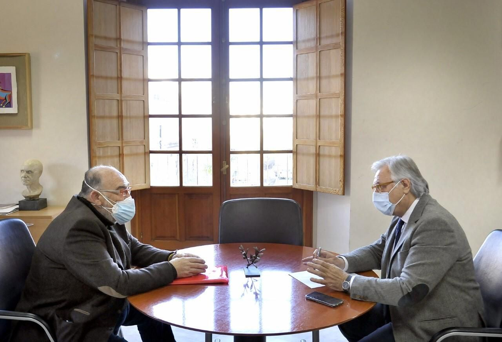 Antonio Gutiérrez, en su reunión con Francisco Camas.