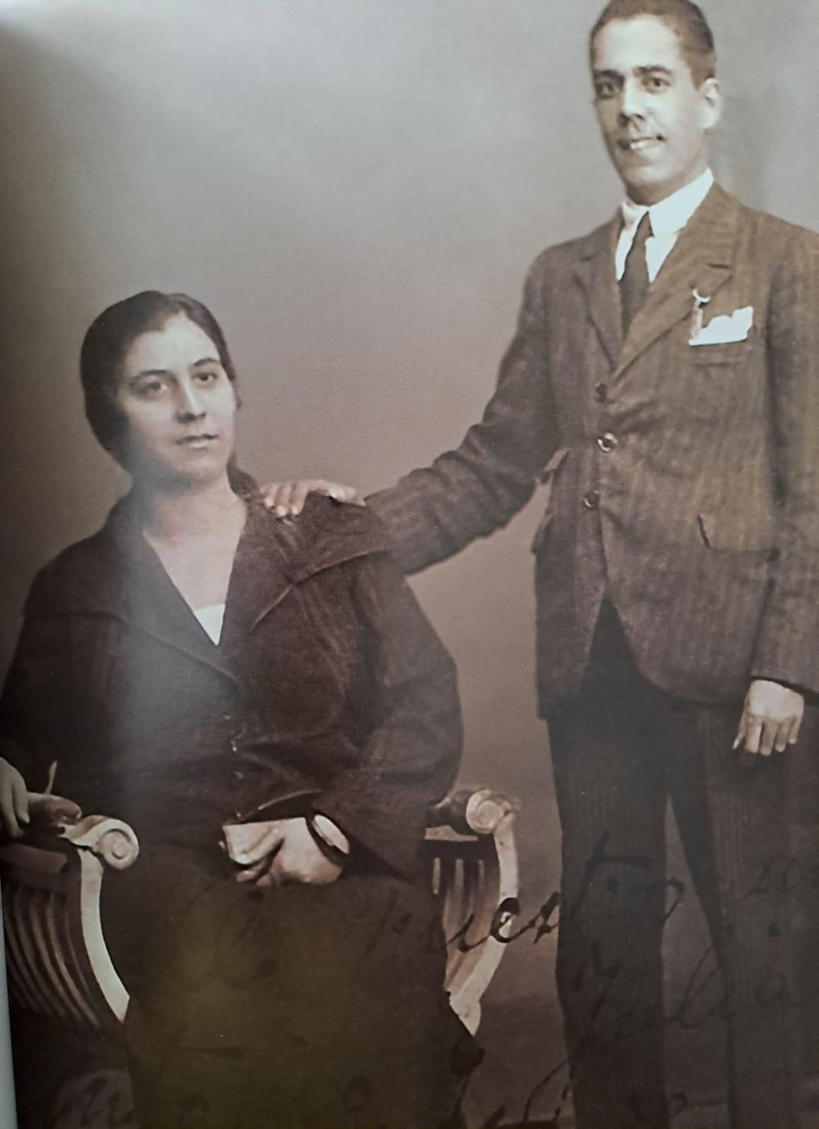 1. Tomás Pavón y su mujer Mercedes Bermúdez. Foto extraída del libro Tomás Pavón, de Carlos Martín Ballester.