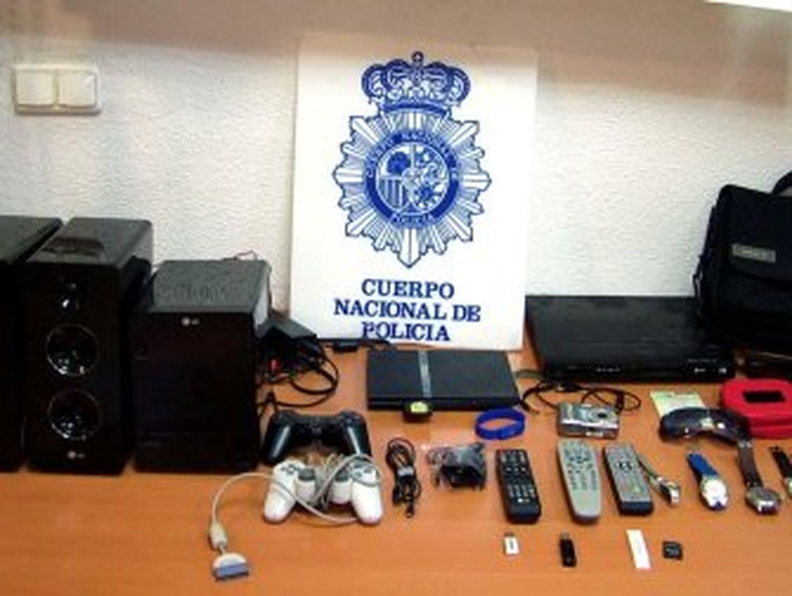 Desarticulada una red de magrebíes dedicada al asalto de viendas, cortijos y naves