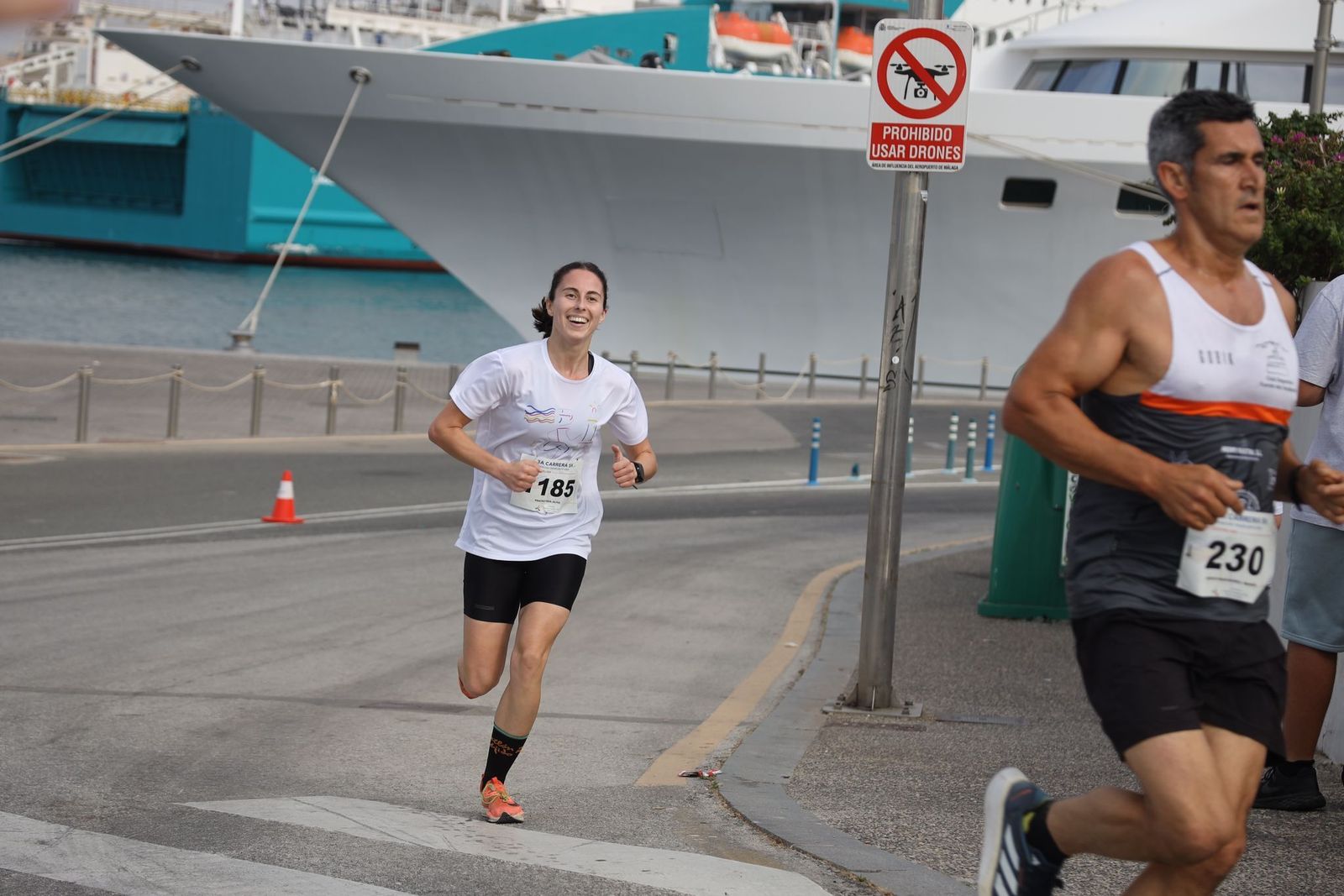 Las fotos de la 3ª carrera solidaria Memorial Vicente Granados en Málaga