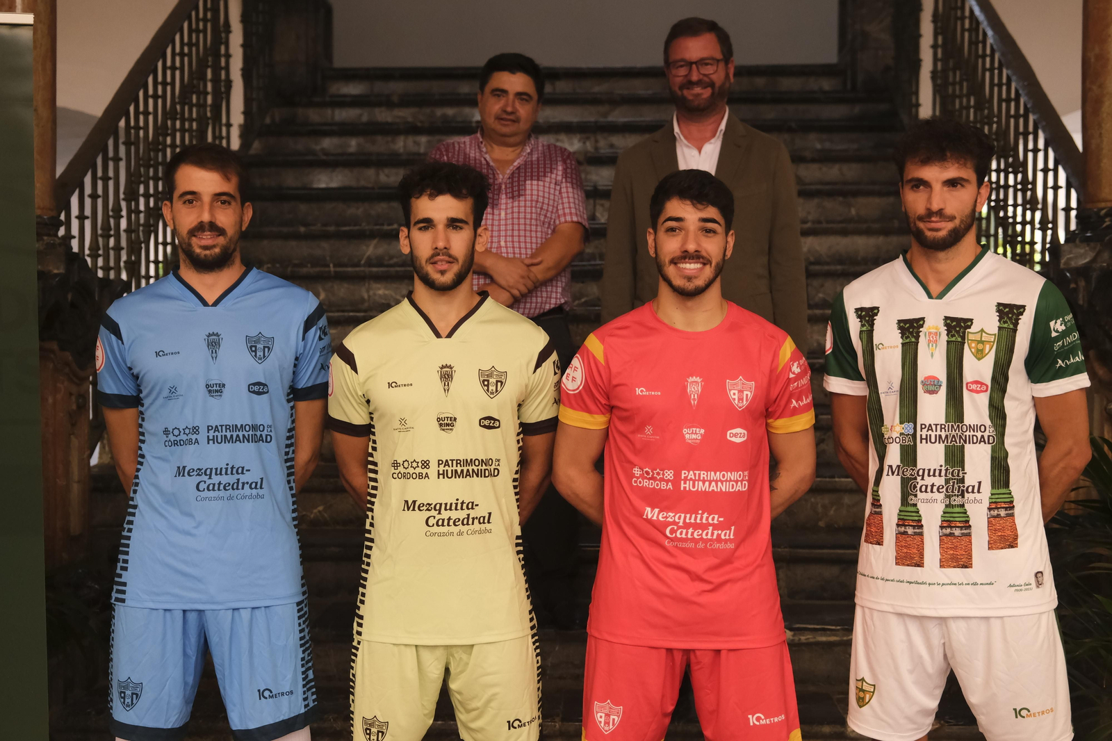 Las mejores imágenes de la presentación de las camisetas del Córdoba Futsal