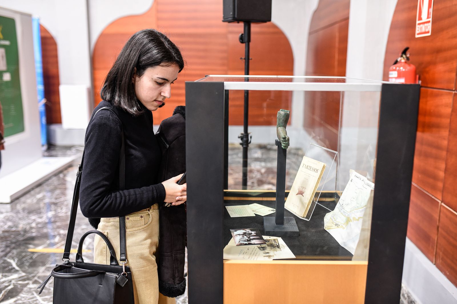 Imágenes de la inauguración de Huelva, el corazón de Tartessos. I Jornada patrimonial en el entorno de la Ría'