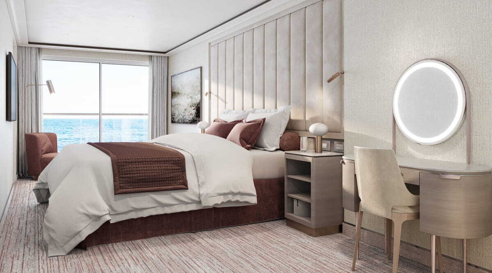 Imágenes del buque Silver Nova que visita el puerto de Cádiz