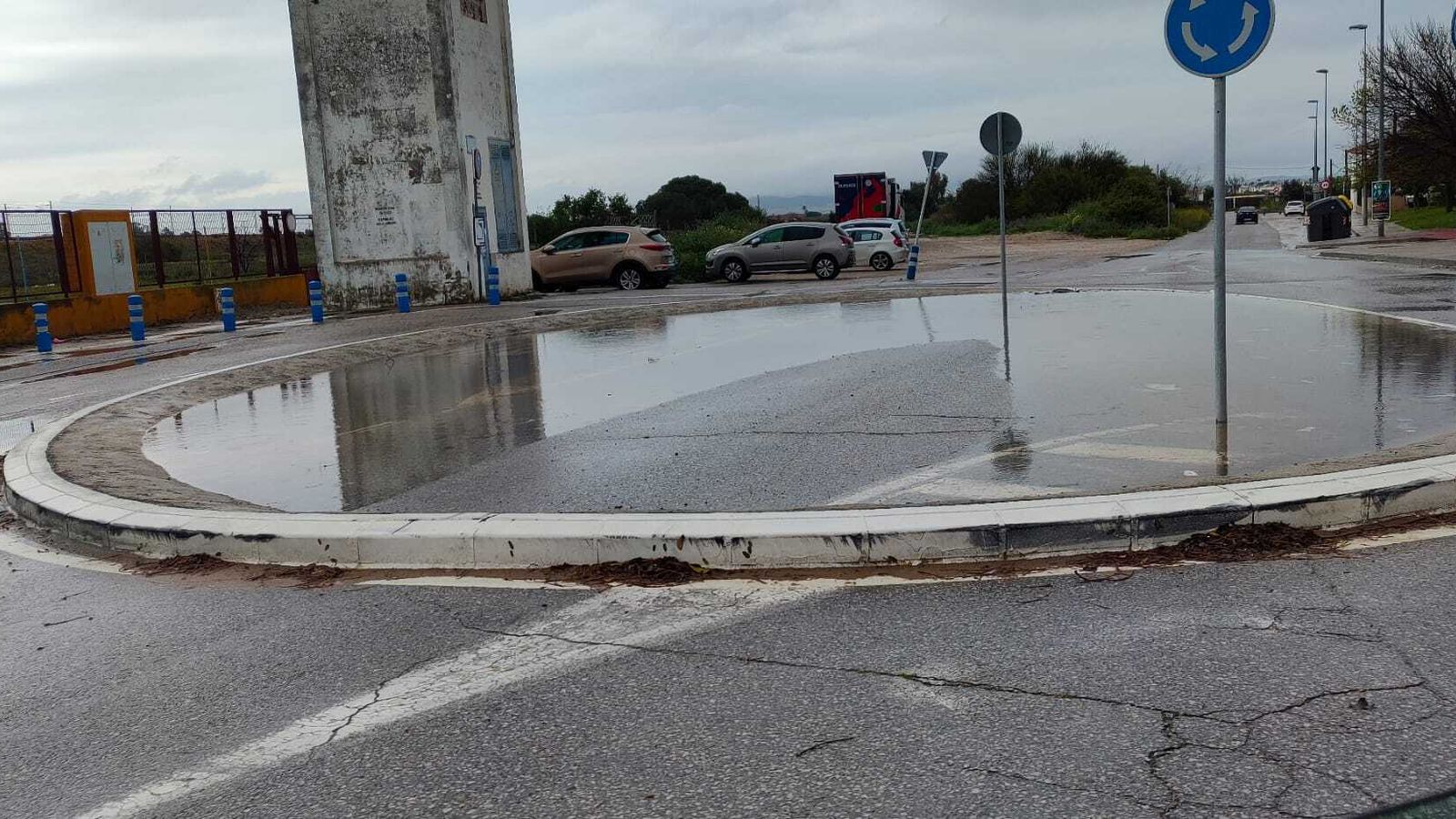 Rotonda de San José Obrero, en Jerez.