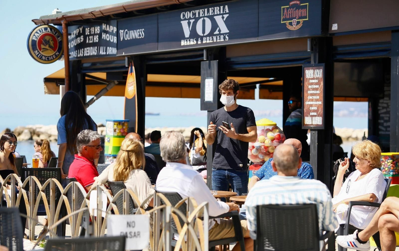 Desescalada en Málaga: Pedregalejo despierta en la fase 1