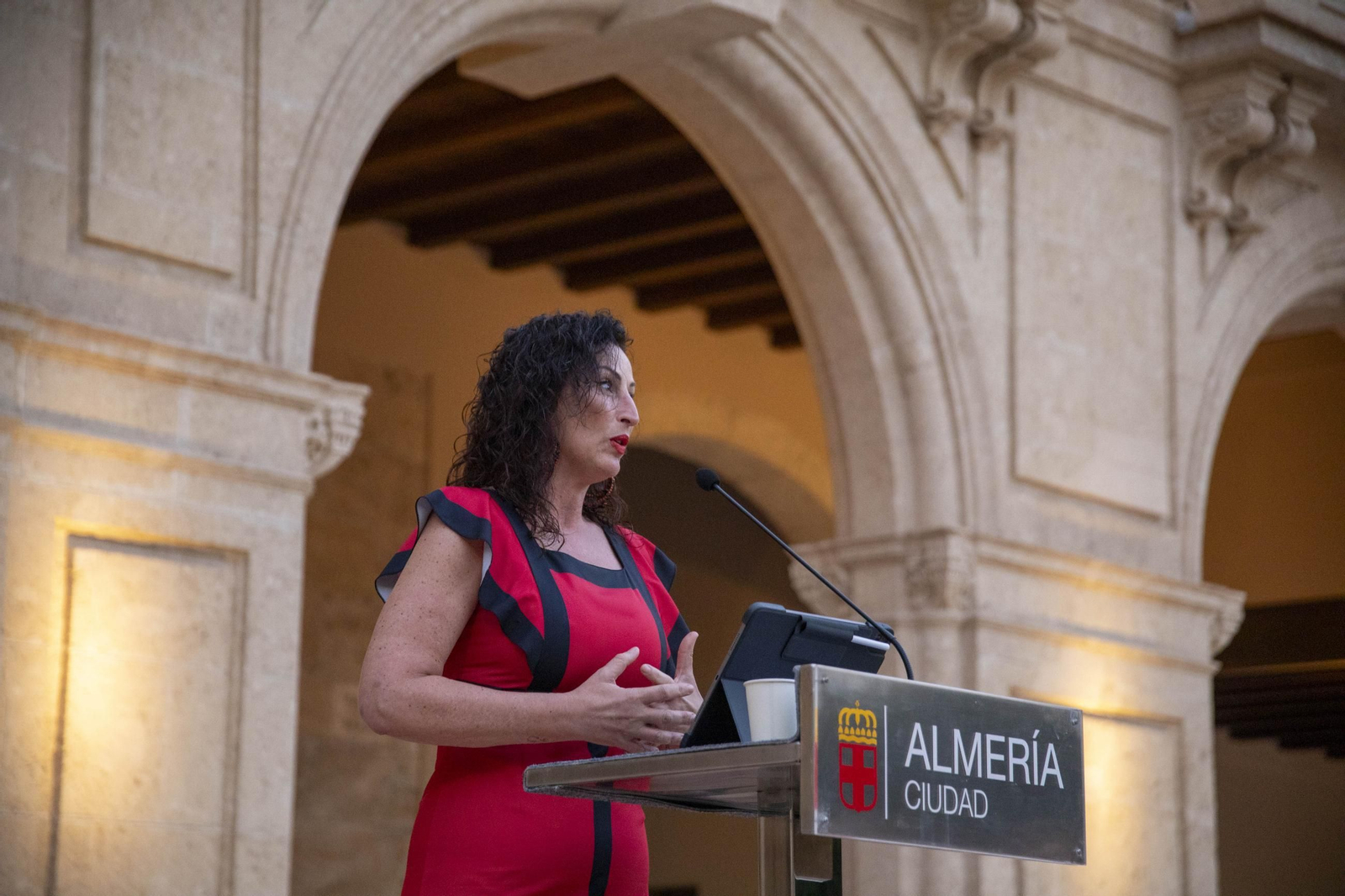 Las imágenes de la inauguración de la Plaza de la Constitución en Almería
