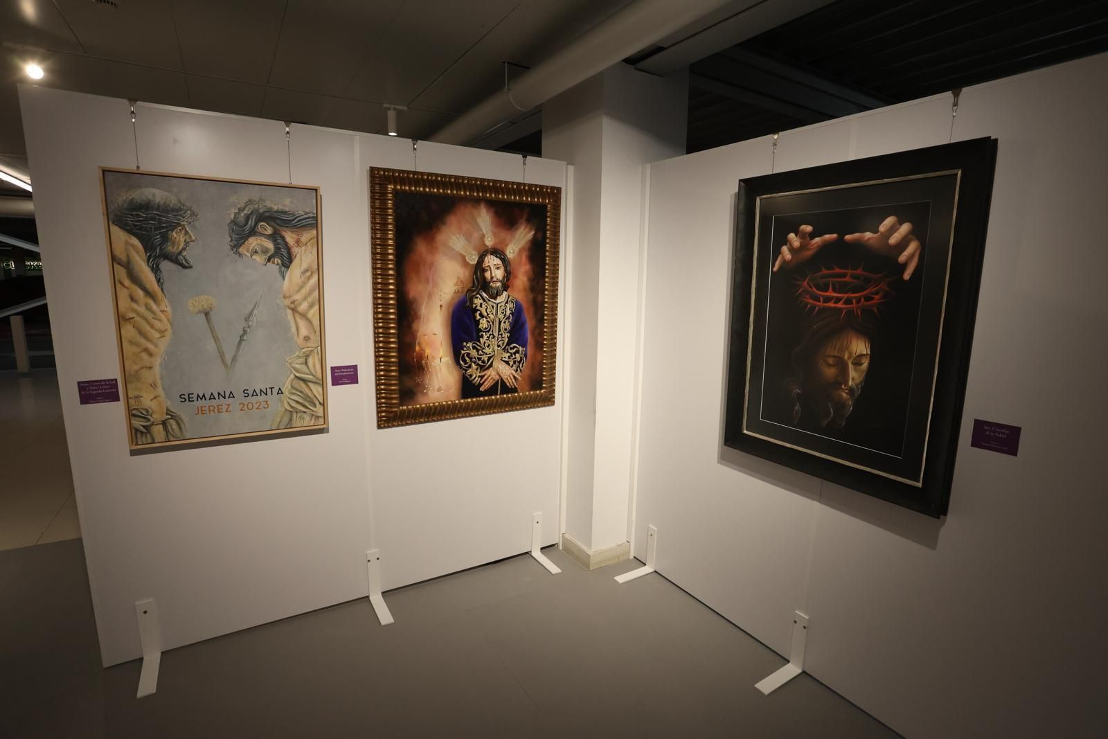 Muestra de carteles de Semana Santa de Jerez en El Corte Inglés