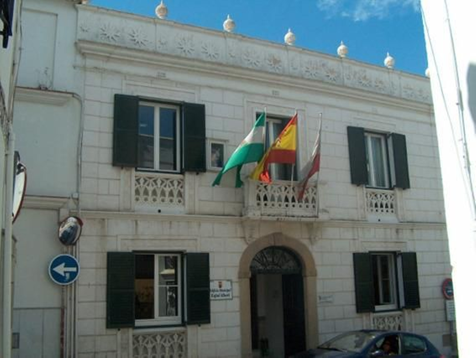 El edificio municipal Rafael Alberti, en la calle San Felipe. El edificio municipal Rafael Alberti, en la calle San Felipe.