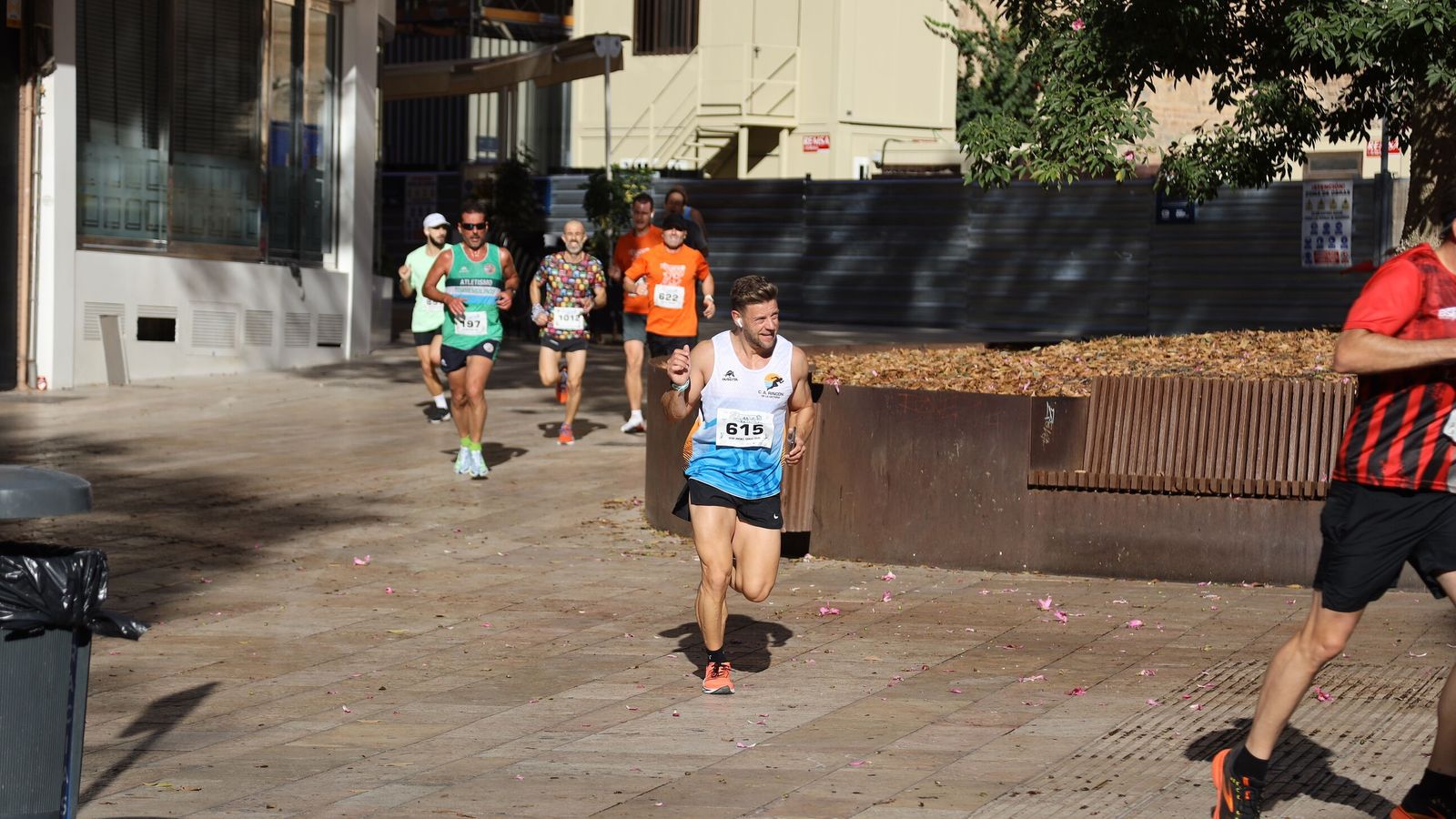 Búscate en las fotos de la Carrera de la Prensa en Málaga