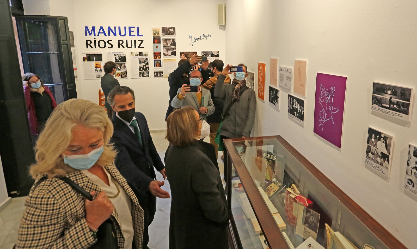 Exposición sobre Manuel Ríos Ruiz en  el Centro Andaluz del Flamenco