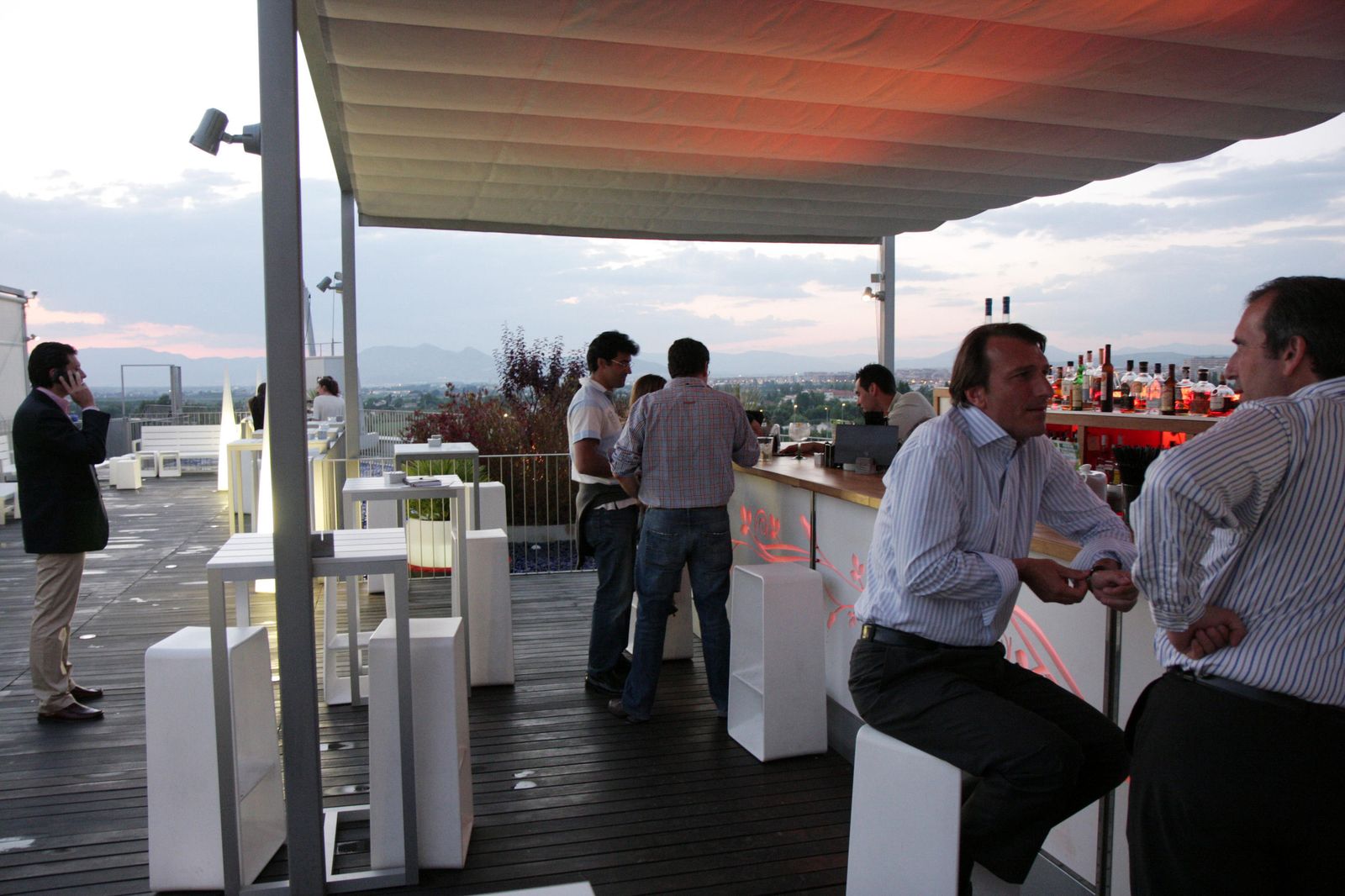 Durante cuatro meses al año también se podrán ofrecer pequeñas actuaciones en terrazas.