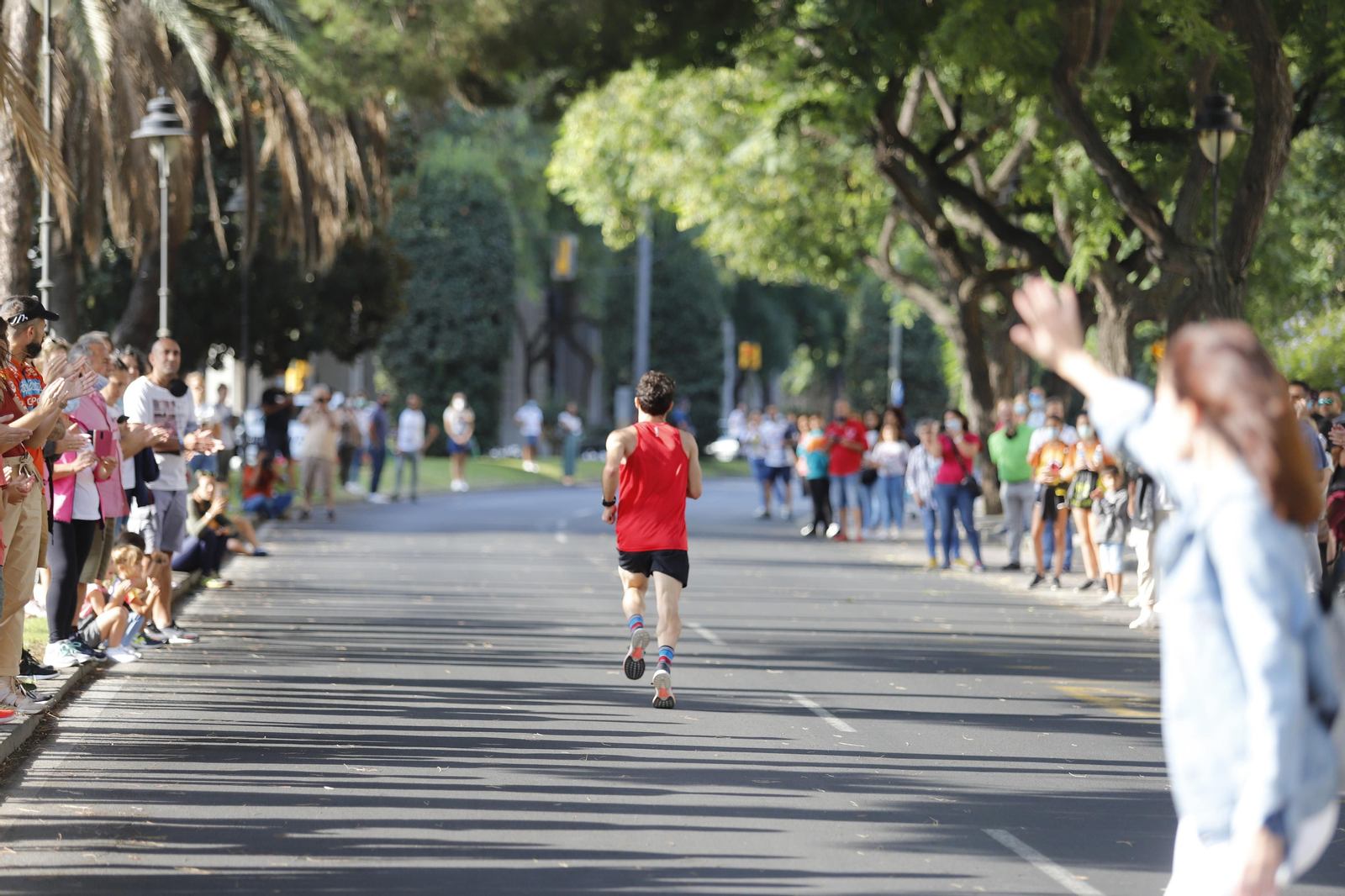 Las imágenes de la vuelta a Huelva de atletismo